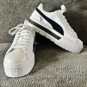 Puma platform sneakers. Size 7, white w/black accents